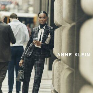 Anne Klein (Bangladesh) Ladies Beautiful (1) Button Blazer with *Ticket Pocket